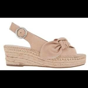 Franco Sarto Beige Knotted Espadrille Wedge Sandals